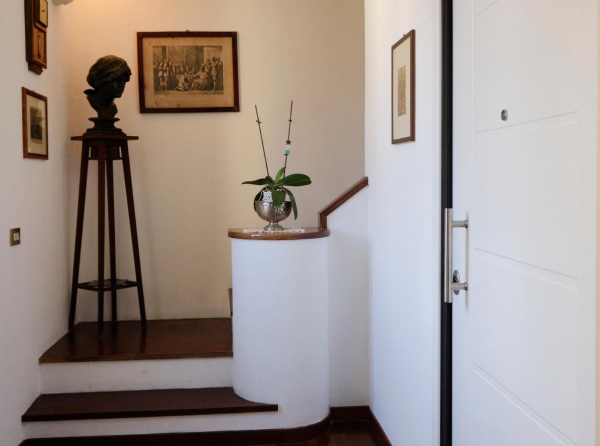 Ferienwohnung Attico Con Terrazza Sul Porto Palermo Exterior foto