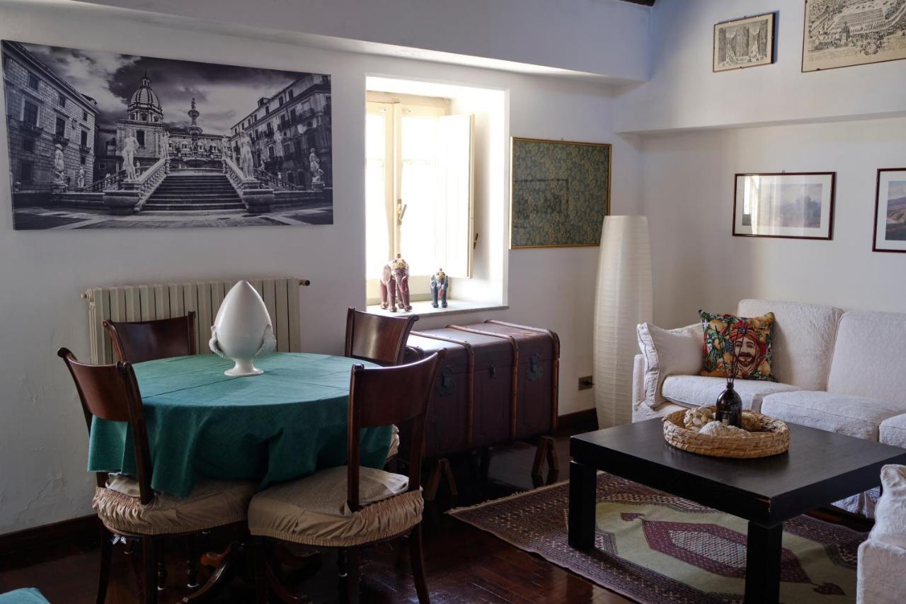 Ferienwohnung Attico Con Terrazza Sul Porto Palermo Exterior foto
