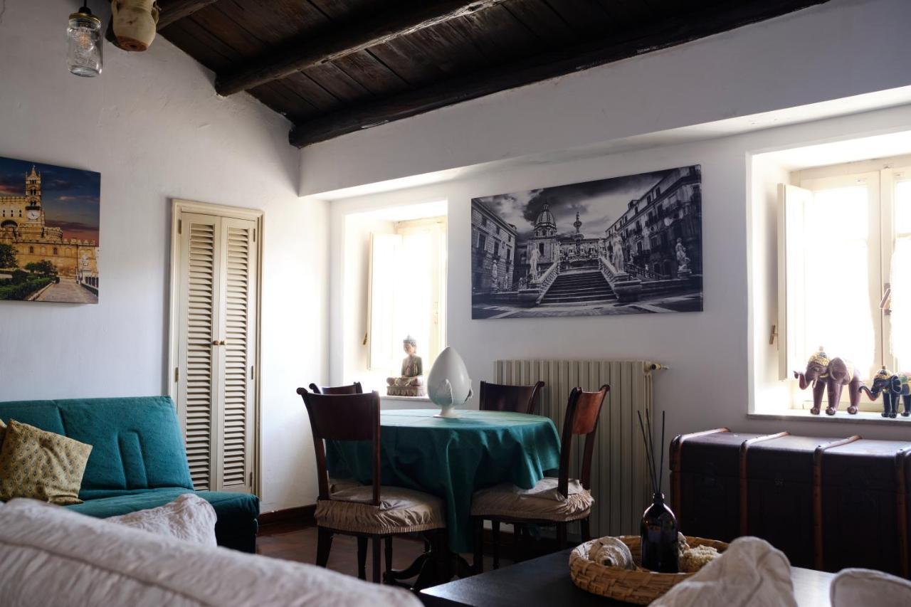 Ferienwohnung Attico Con Terrazza Sul Porto Palermo Exterior foto