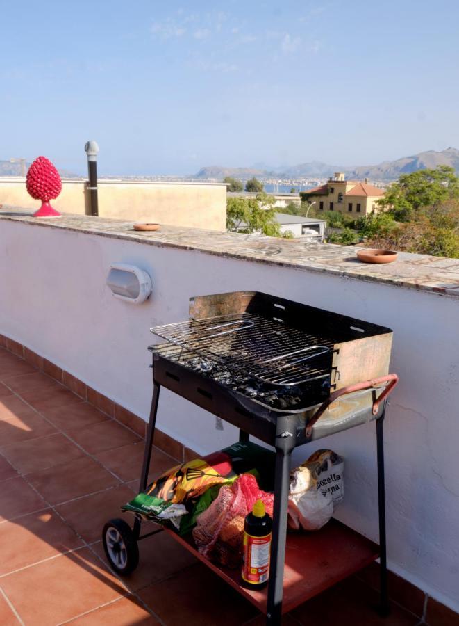 Ferienwohnung Attico Con Terrazza Sul Porto Palermo Exterior foto